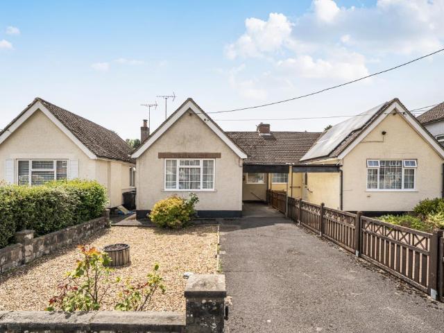Bungalow for sale in Chesham, Asheridge