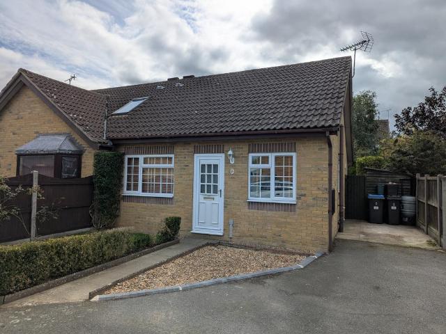 Bungalow for sale in Aylesham, Dover