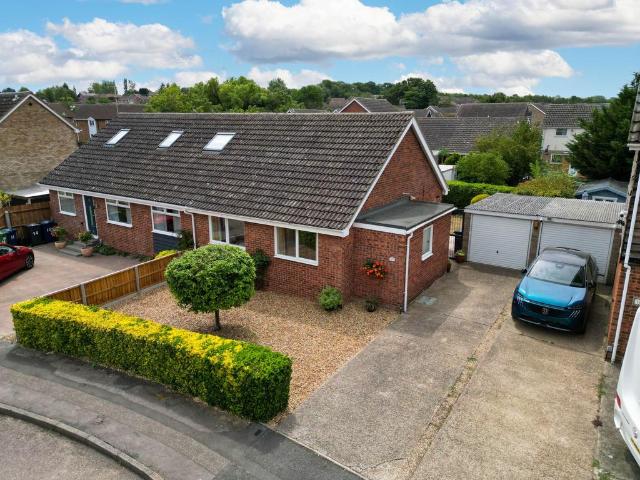 Bungalow for sale in Arrington, Cambridgeshire