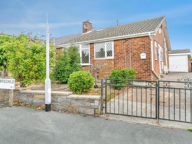 Bungalow for sale in Tingley, West Yorkshire
