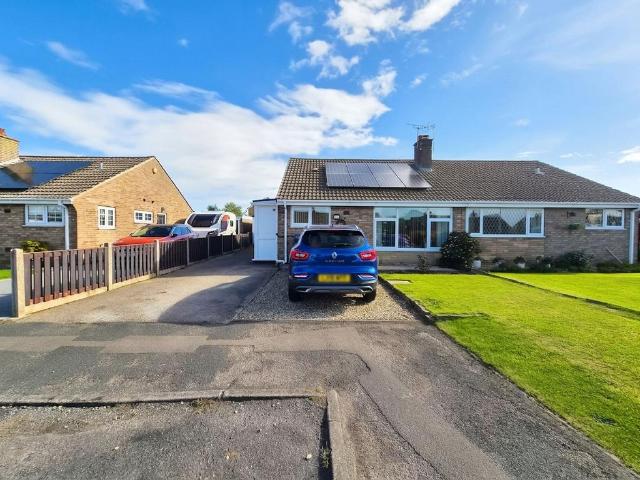 Bungalow for sale in Eastfield
