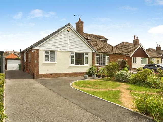 Bungalow for sale in Cookridge, West Yorkshire