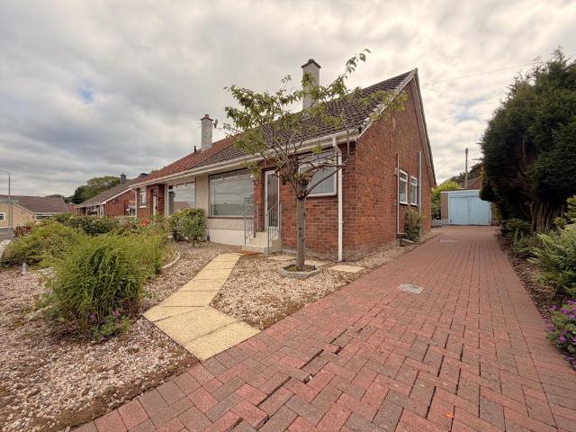 Bungalow for sale in Cambusnethan, Scotland