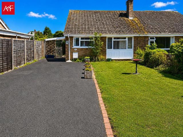 Bungalow for sale in Burnham-on-Sea and Highbridge, Burnham-on-sea
