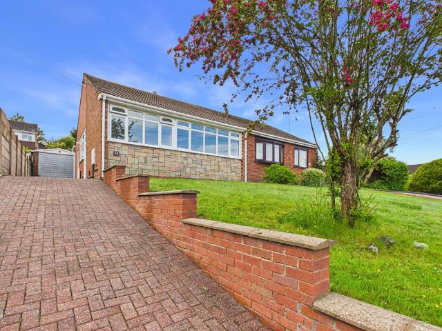 Bungalow for sale in Rushock, Worcestershire