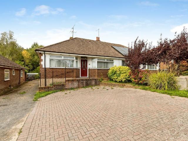 Bungalow for sale in World's End, Perryfields
