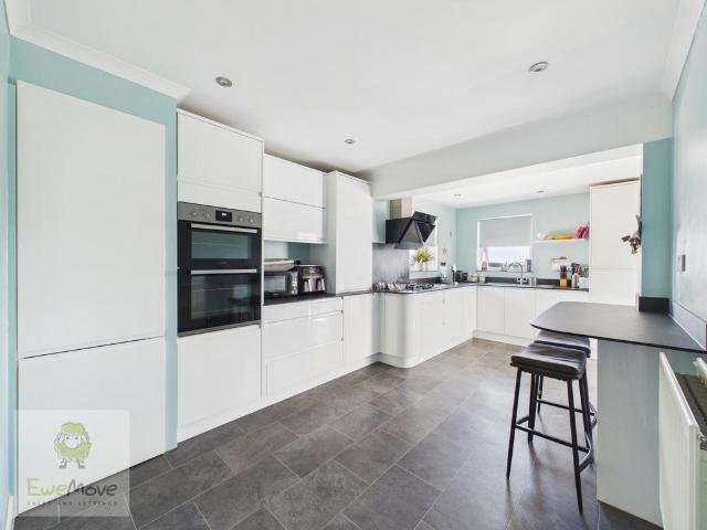 Bungalow for sale in Hoo St Werburgh