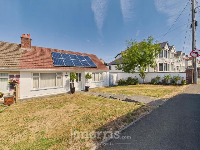 Bungalow for sale in Cardigan, Wales