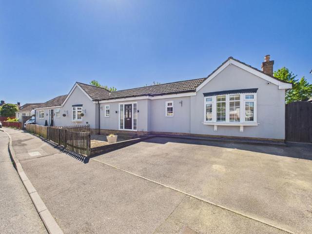 Bungalow for sale in Bourne Vale, Kent