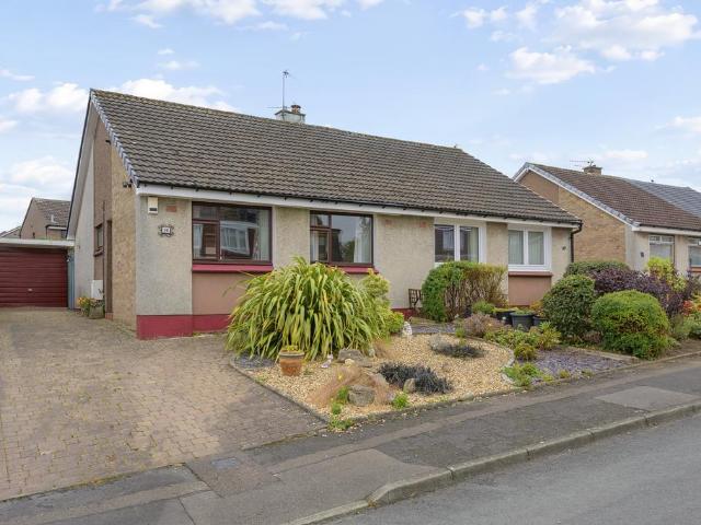 Bungalow for sale in Pitcorthie, Dunfermline