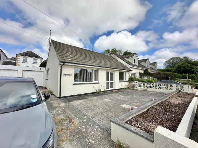 Bungalow for sale in Redannick, Penweathers
