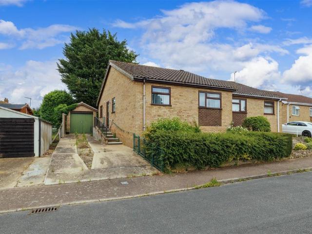 Bungalow for sale in Eastbridge, Suffolk