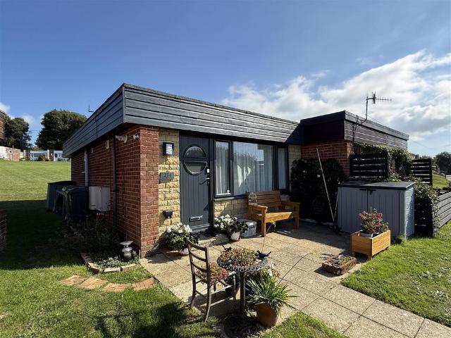 Bungalow for sale in Gurnard Marsh, Gurnard