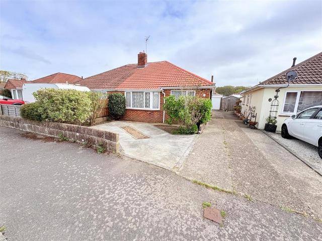 Bungalow for sale in Fareham, Hampshire