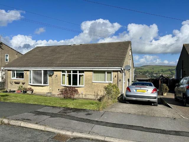 Bungalow for sale in Thwaites Brow, Bradford
