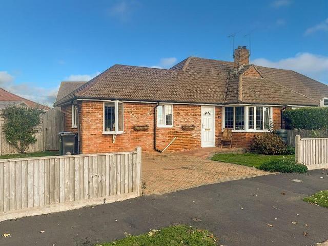 Bungalow for sale in Rustington, Arun