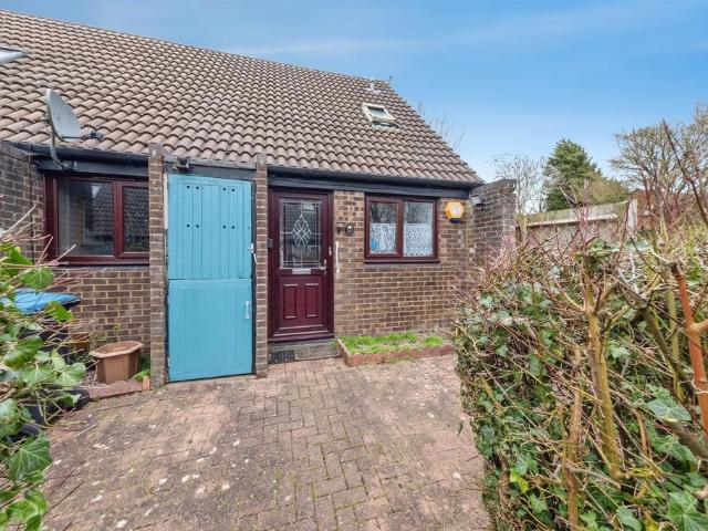 Bungalow for sale in Old Wolverton, Milton Keynes