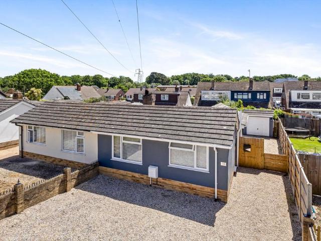 Bungalow for sale in Polegate, Cross In Hand