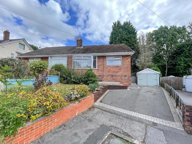 Bungalow for sale in Woodley, Greater Manchester