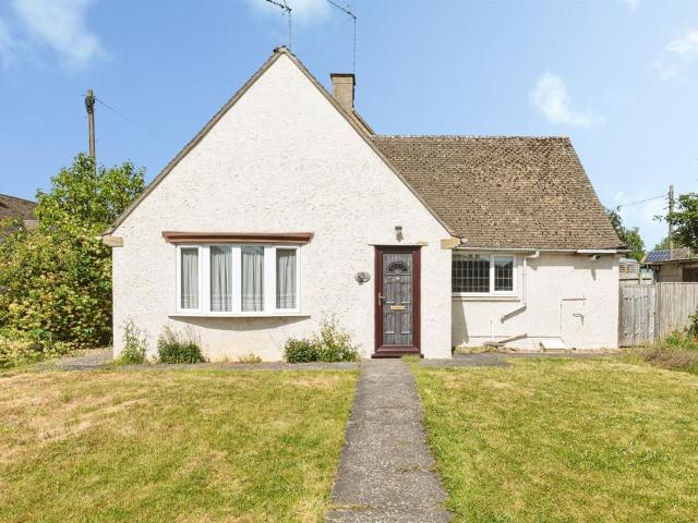 Bungalow for sale in Middleton Cheney, Northamptonshire