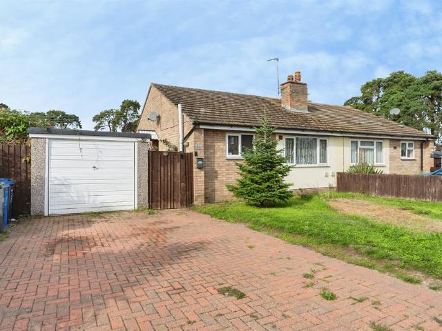 Bungalow for sale in Chedburgh, Suffolk