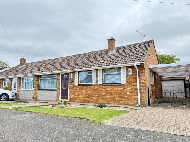 Bungalow for sale in Bluebell Hill, Bourne Vale