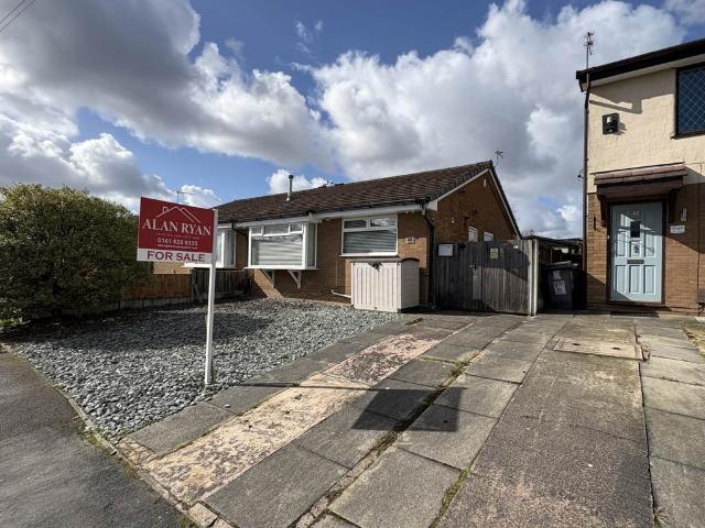 Bungalow for sale in Middleton Junction, Pendock