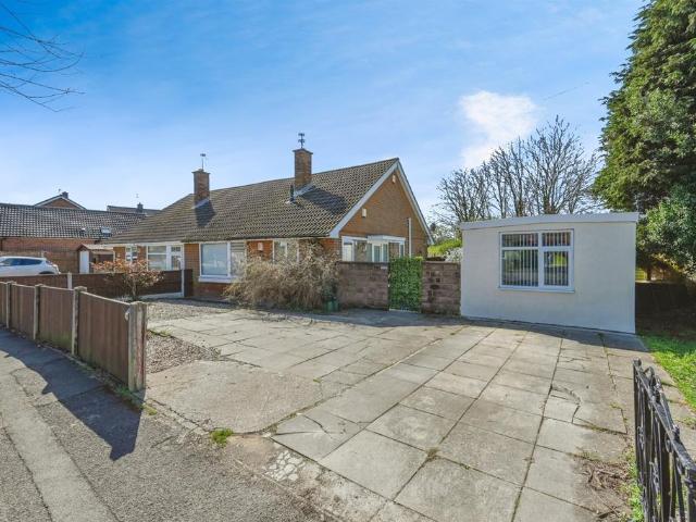 Bungalow for sale in Mickleover, East Midlands