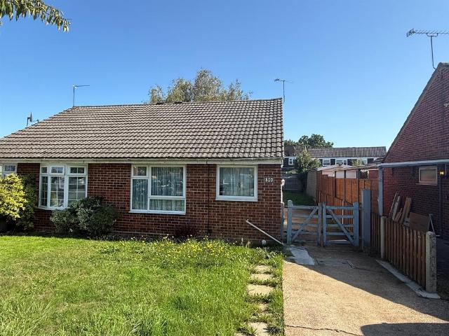 Bungalow for sale in Broadoak, Helford