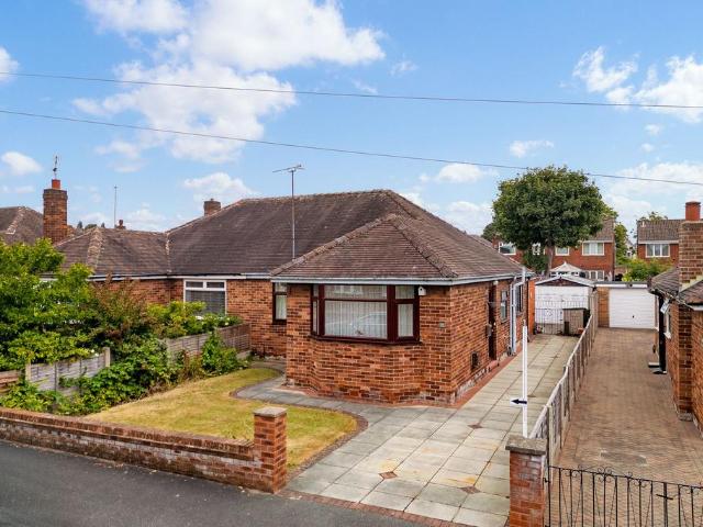 Bungalow for sale in Hough Green, Widnes