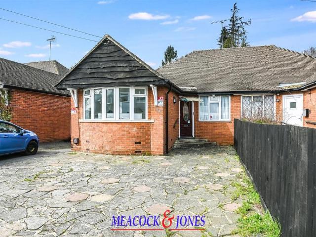 Bungalow for sale in Navestock Side, Essex