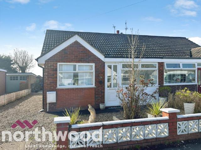 Bungalow for sale in North Meols, Roby Mill