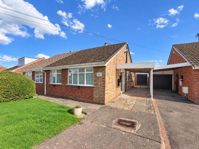 Bungalow for sale in Landywood, South Staffordshire