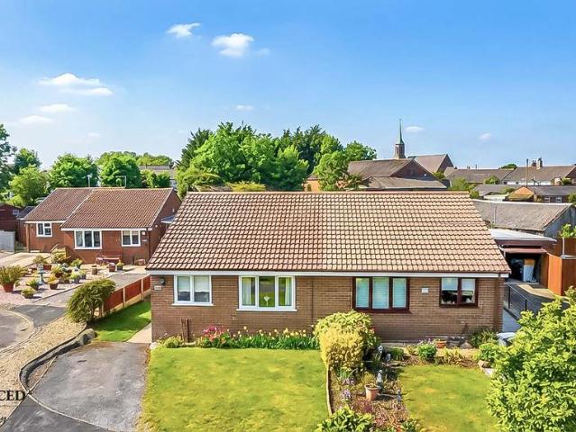 Bungalow for sale in North Meols, Roby Mill