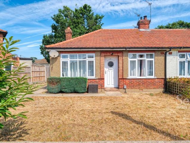 Bungalow for sale in Crostwick, Norfolk