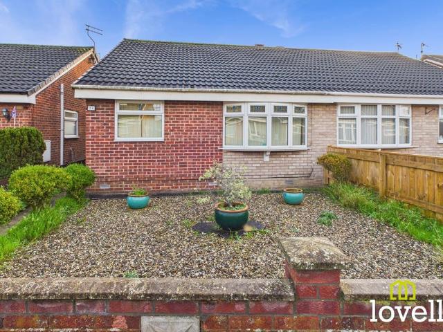 Bungalow for sale in Bransholme, Hull