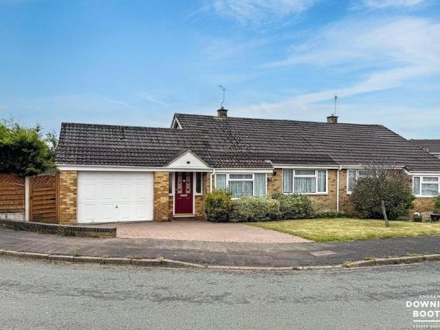 Bungalow for sale in Beamhurst, Staffordshire