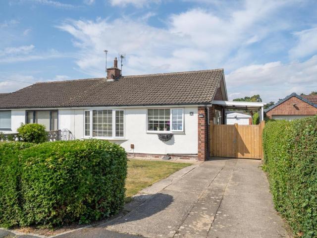 Bungalow for sale in High Field, York