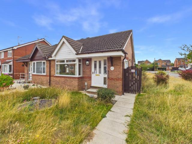 Bungalow for sale in Bransholme, Spring Cottage