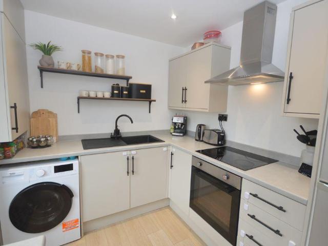 Bungalow for sale in Windmill Hill, Halton
