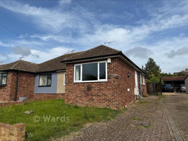 Bungalow for sale in Minster, Acol