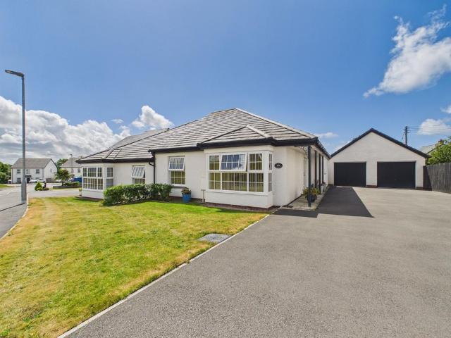 Bungalow for sale in Kilkhampton, Cornwall