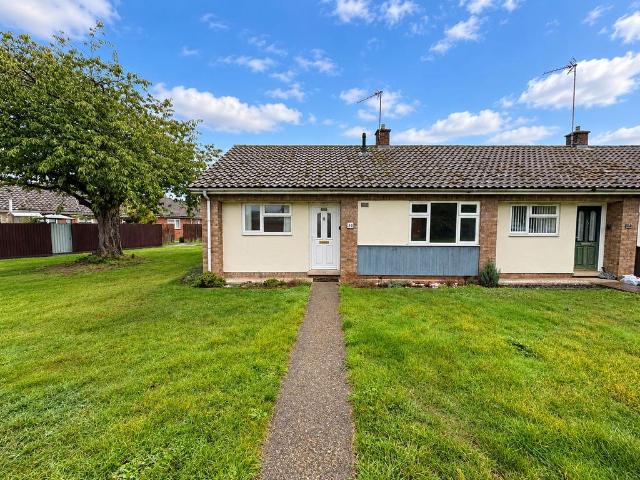 Bungalow for sale in Halfleet, South Kesteven