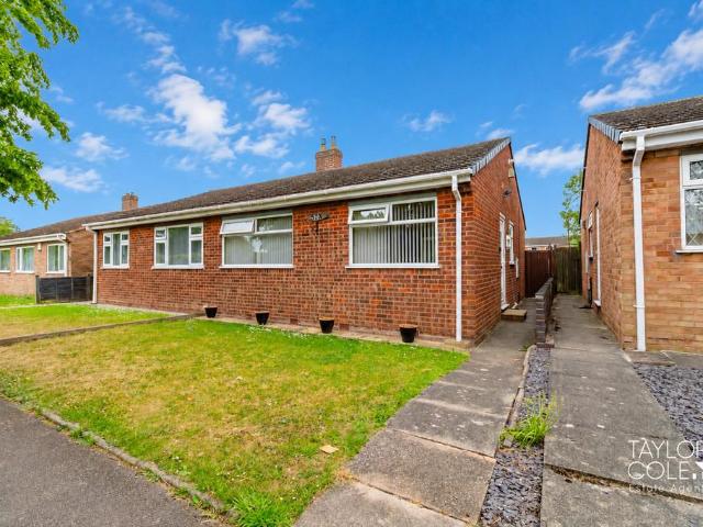 Bungalow for sale in Leyfields, Kettlebrook