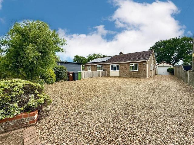Bungalow for sale in Comers, Norfolk