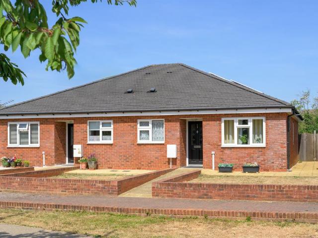 Bungalow for sale in Desborough
