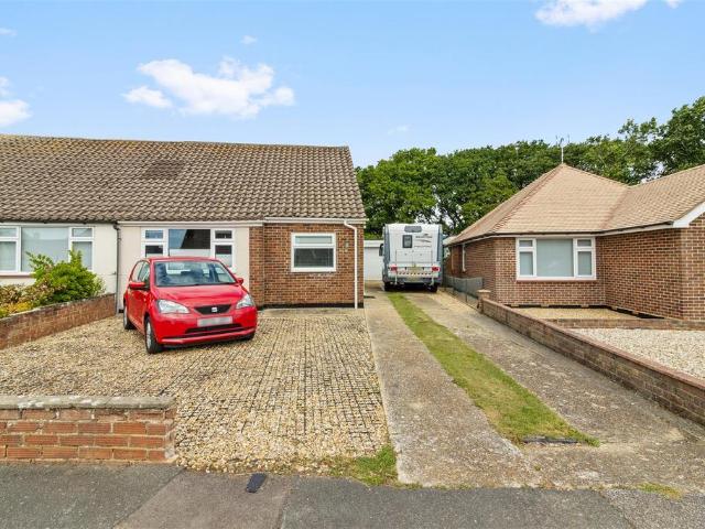 Bungalow for sale in Polegate, Cross In Hand