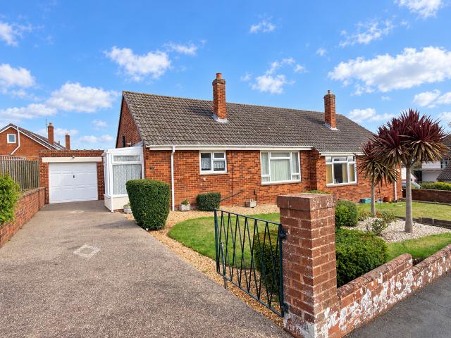 Bungalow for sale in Pinhoe, Exeter