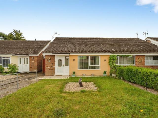 Bungalow for sale in Combs Ford, Bedingfield