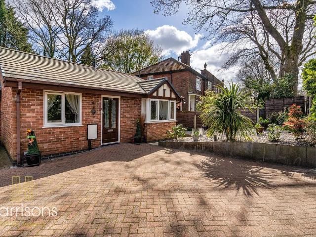 Bungalow for sale in Doffcocker, Lee Bank